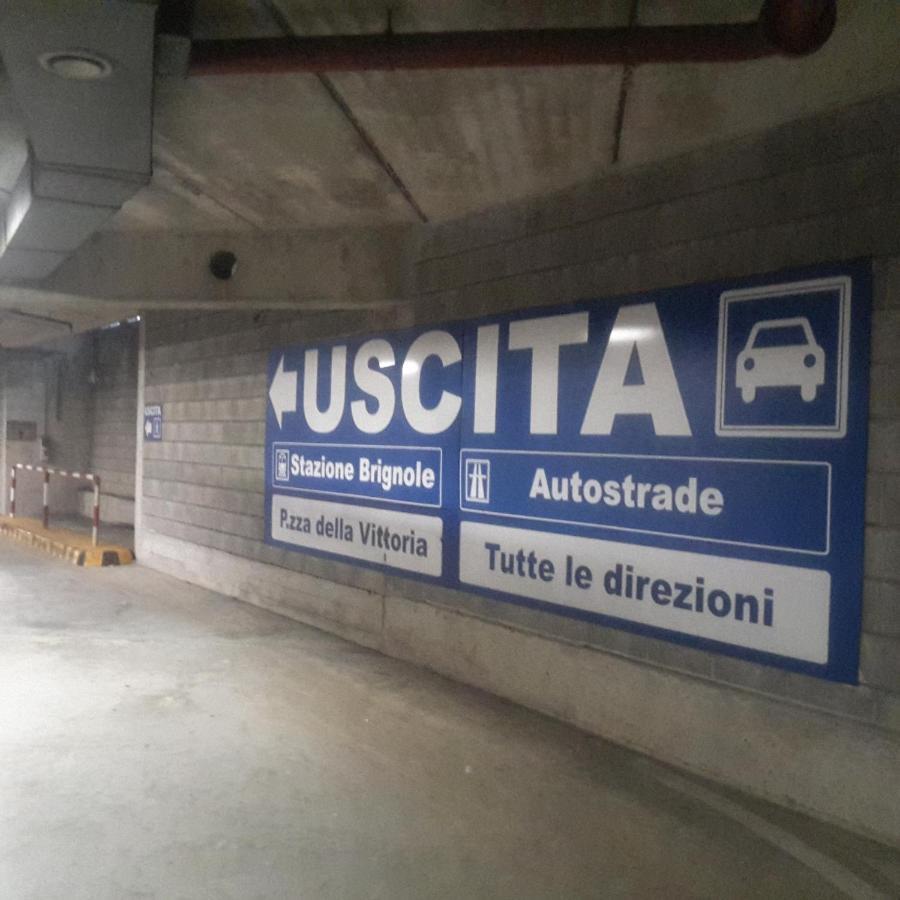 Suite Lambruschini Central With Top City View - Free Covered Parking Genua Exterior foto