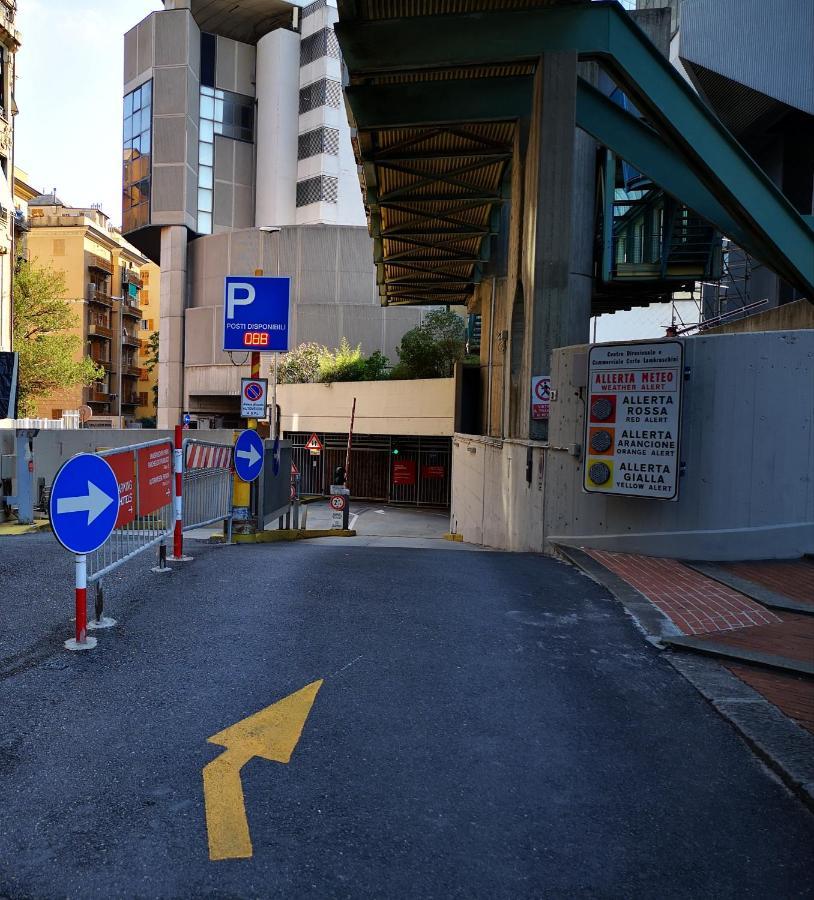 Suite Lambruschini Central With Top City View - Free Covered Parking Genua Exterior foto