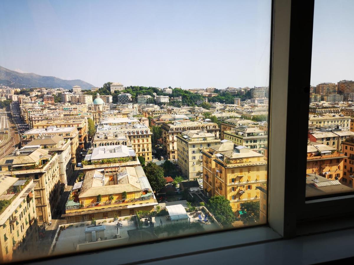 Suite Lambruschini Central With Top City View - Free Covered Parking Genua Exterior foto