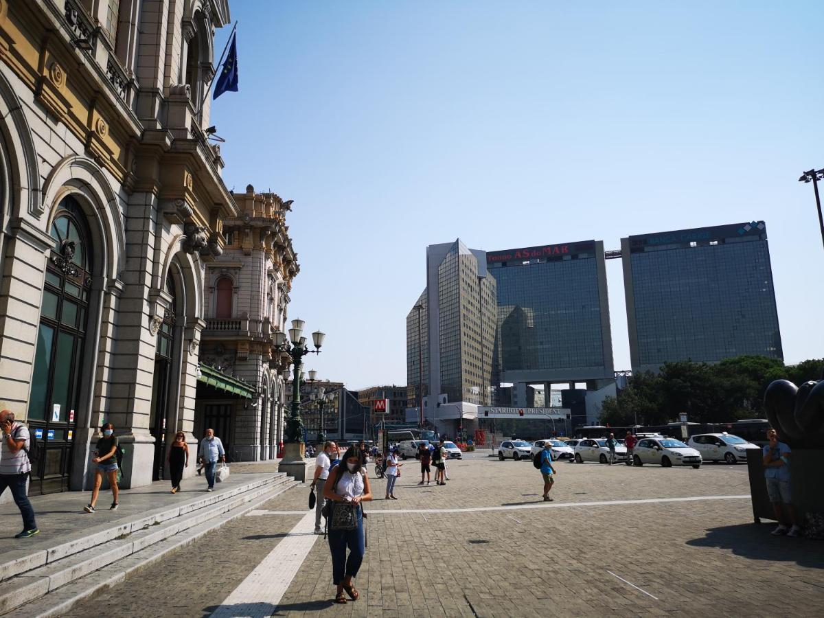 Suite Lambruschini Central With Top City View - Free Covered Parking Genua Exterior foto