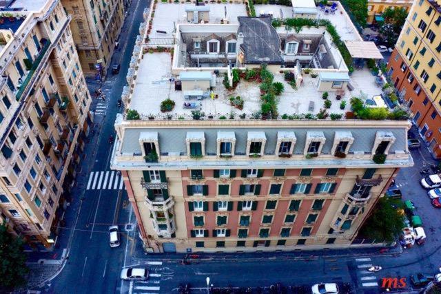 Suite Lambruschini Central With Top City View - Free Covered Parking Genua Exterior foto