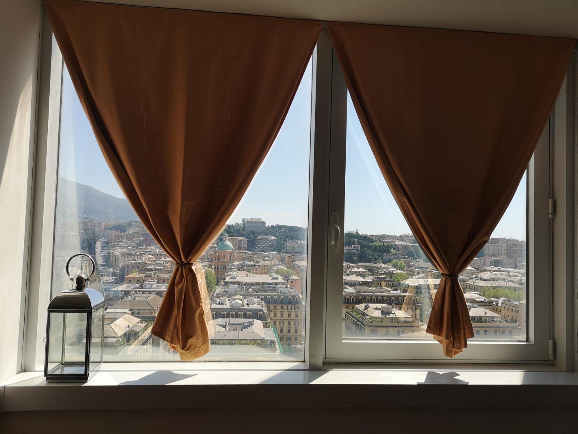 Suite Lambruschini Central With Top City View - Free Covered Parking Genua Exterior foto